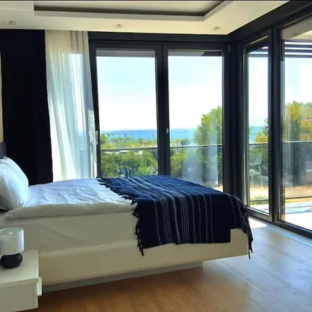 Vera Suites